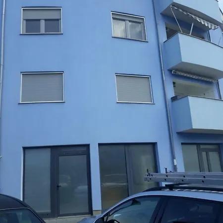 Apartman With Parking Space - 23692 Zadar